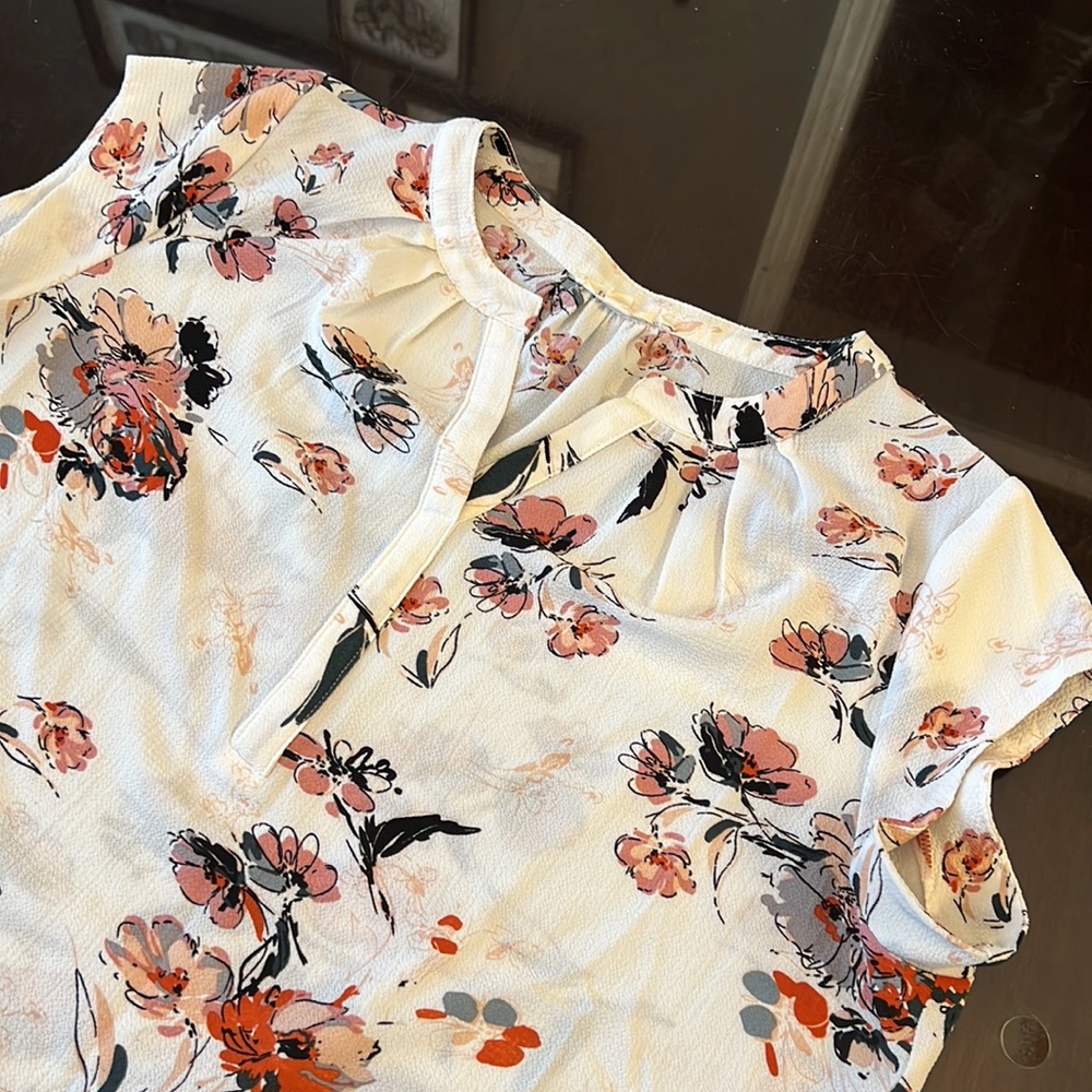 Fun2fun Walden Split Neck Blouse - image 2